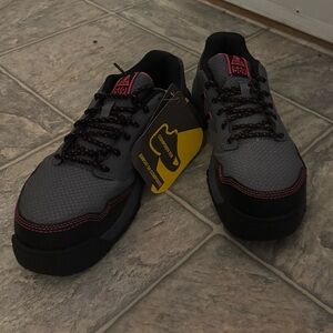 Composite Toe New Balance Shoes